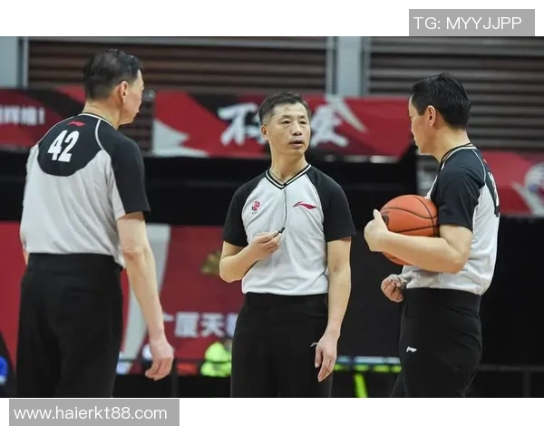 武汉篮球队意识争议引发热议球迷与专家各抒己见探讨球队未来发展方向